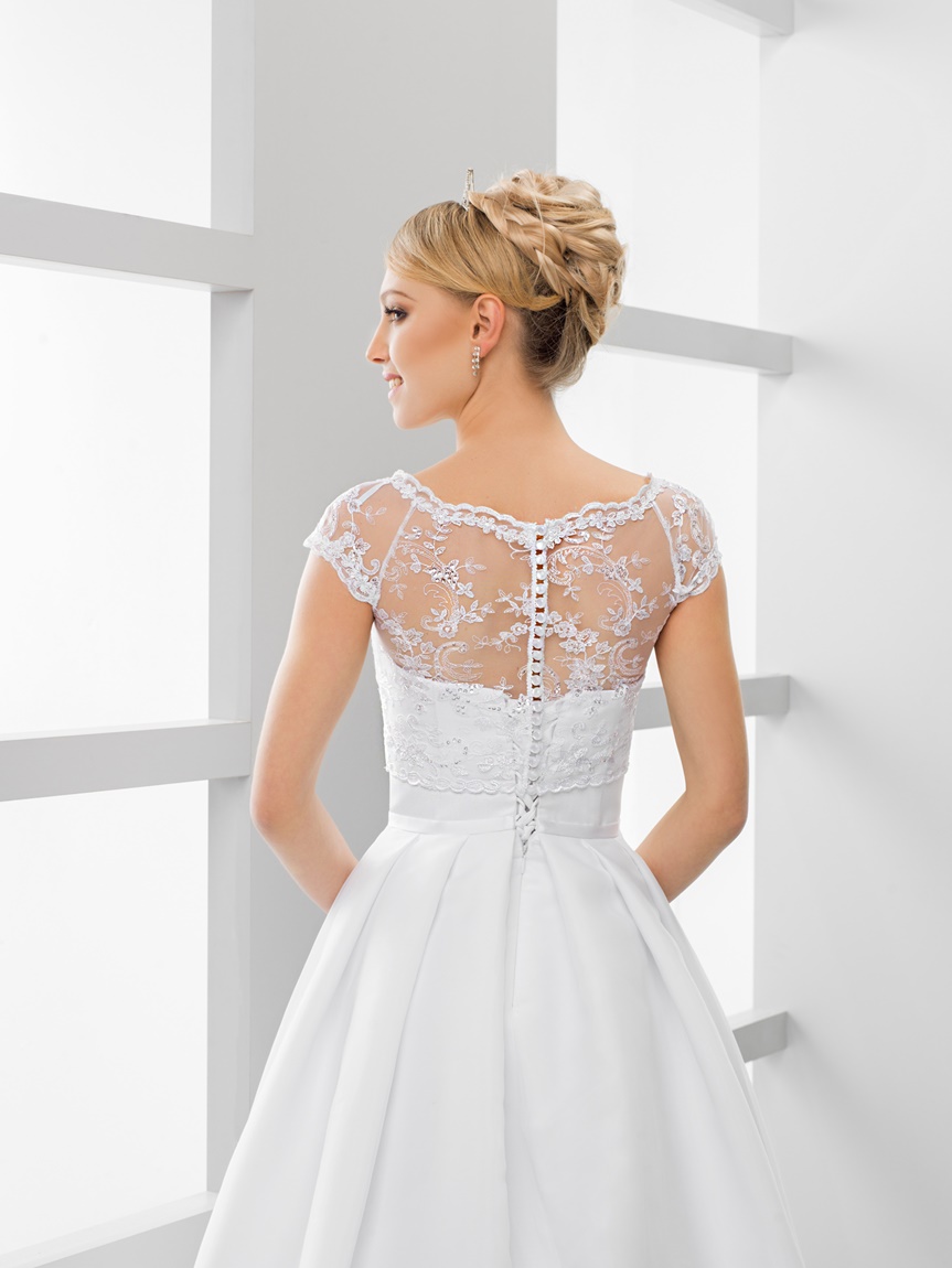 čipkované svadobné bolerko